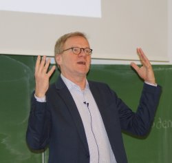 Stefan A. Schirm